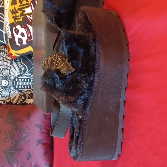 STRANGECULT BLACK SIZE 10 LILY BAT PLATFORMS WITH VELCRO/ELASTIC STRAP FURRY - Picture 5 of 16